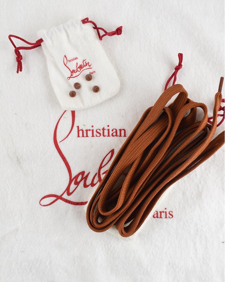 Tênis Christian Louboutin original Louis Spikes Caramelo masculino